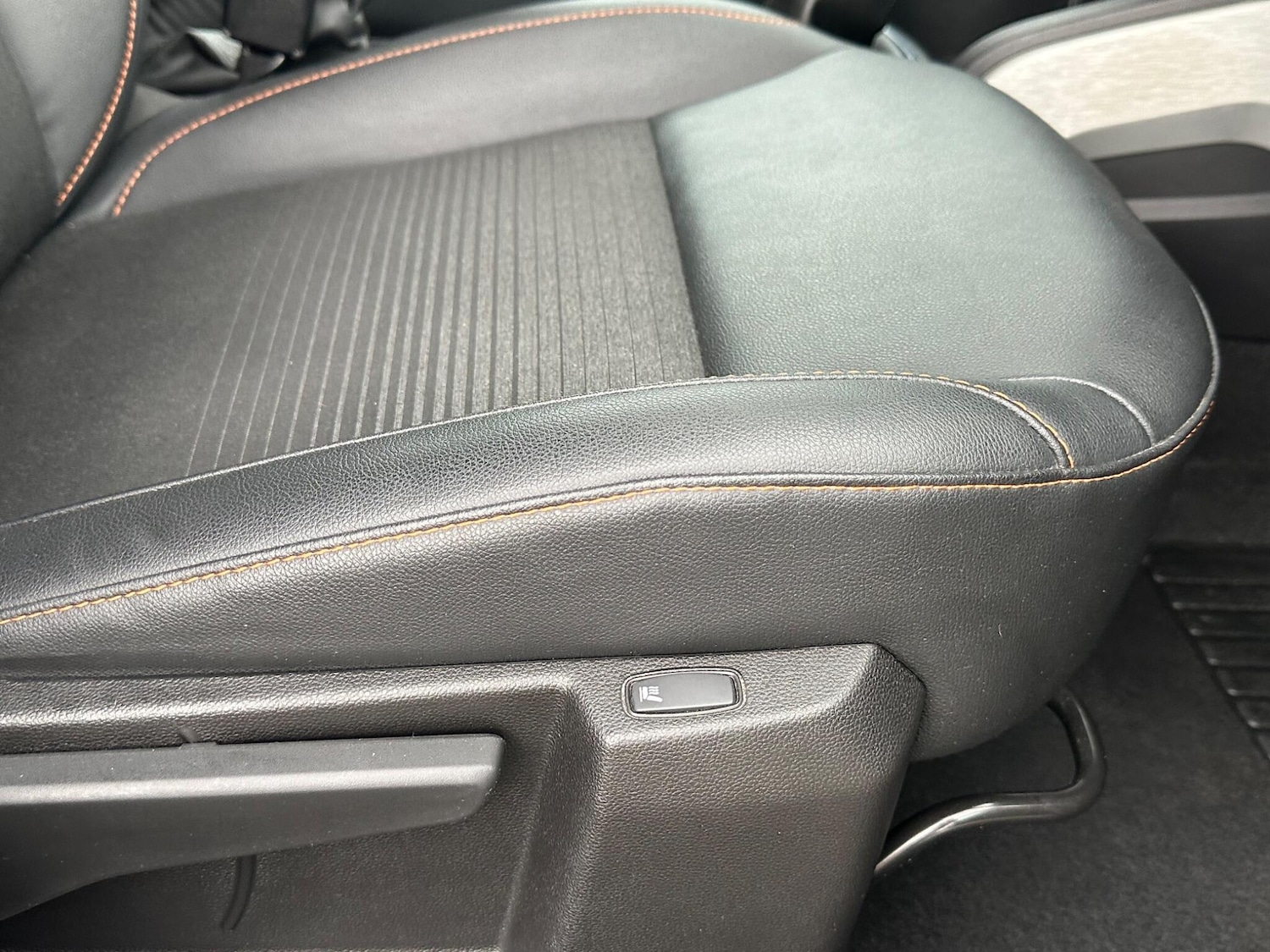 Used Dacia Duster 2022 for sale - 77358929: Photo 33