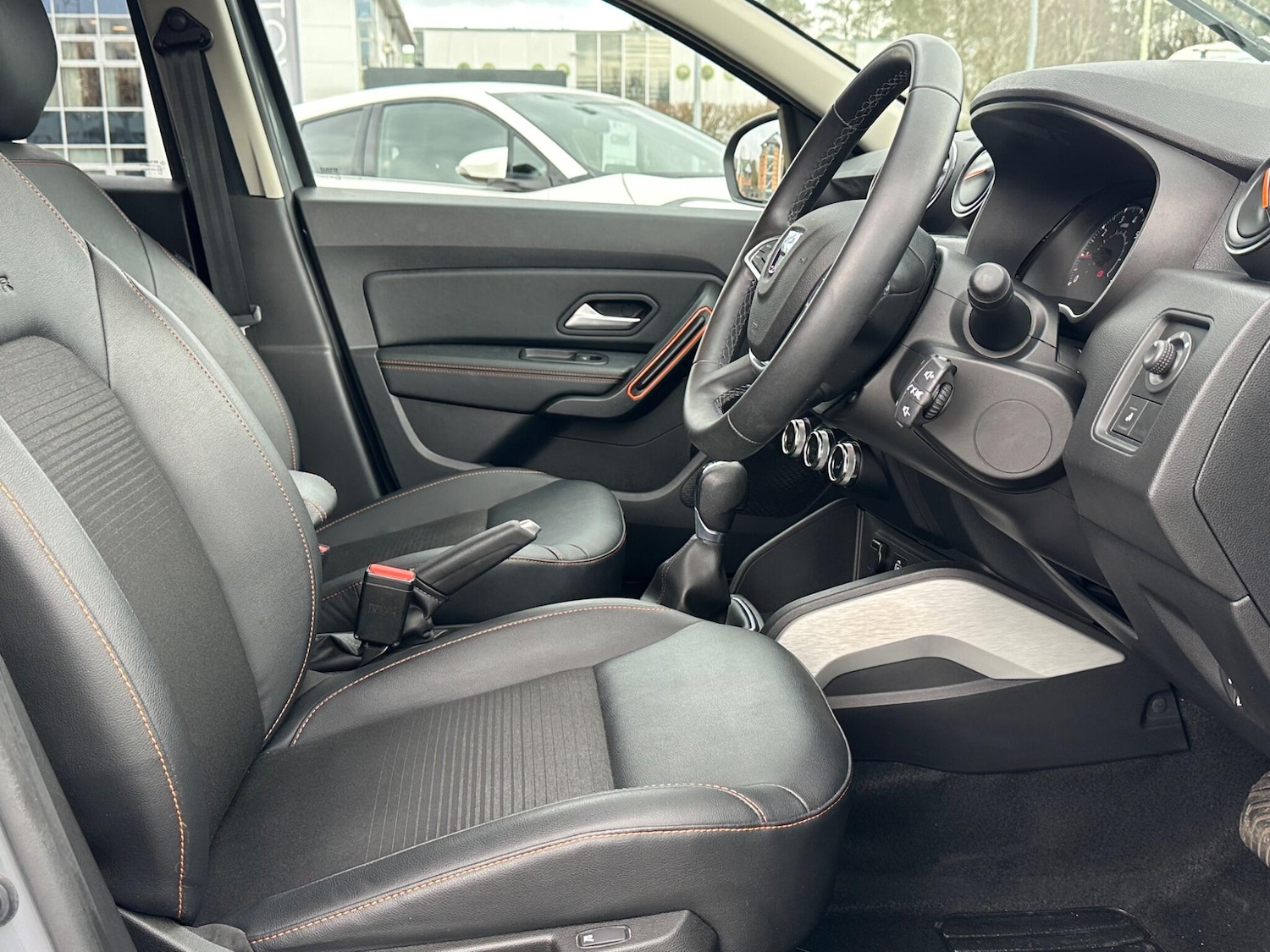 Used Dacia Duster 2022 for sale - 77358929: Photo 34