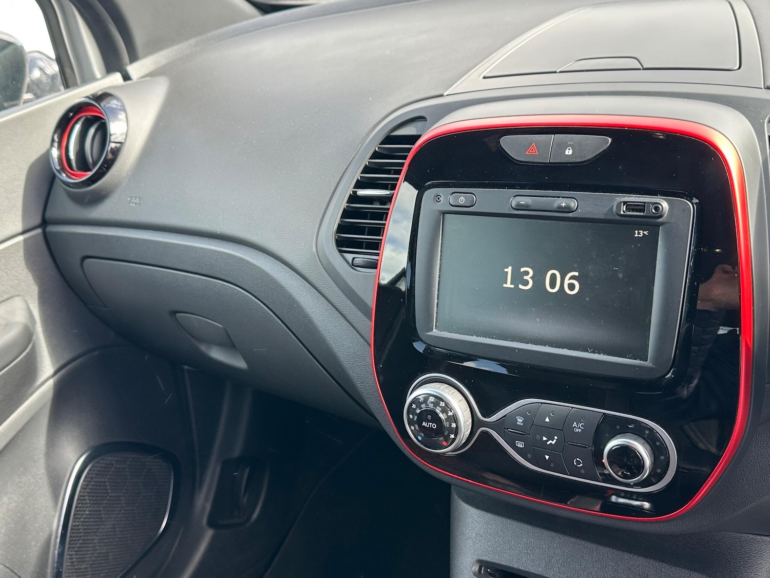 Used Renault Captur 2020 for sale - 78057672: Photo 14