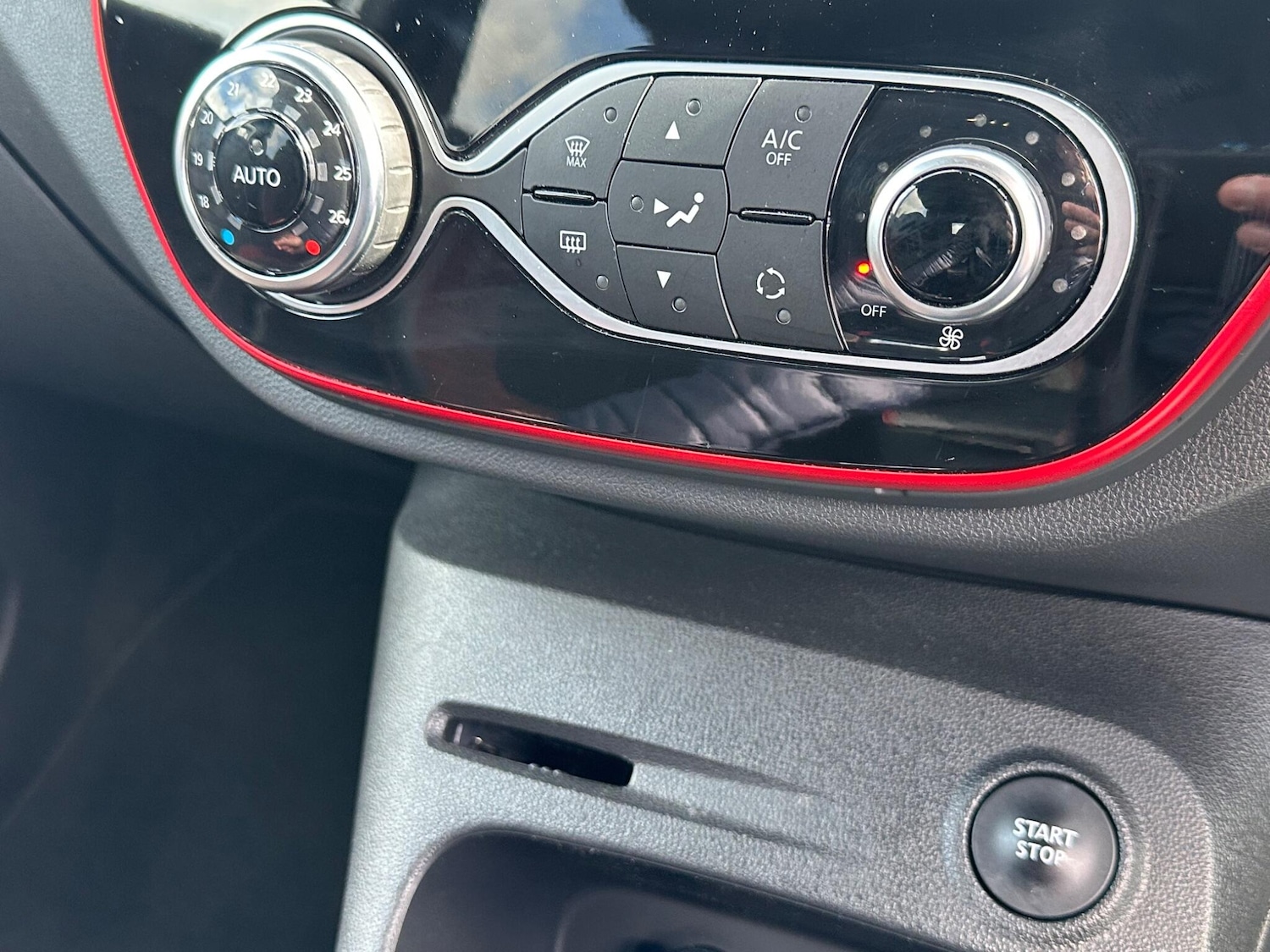 Used Renault Captur 2020 for sale - 78057672: Photo 15