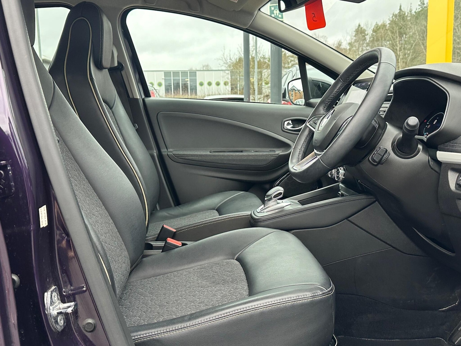 Used Renault Zoe 2023 for sale - 77626169: Photo 13