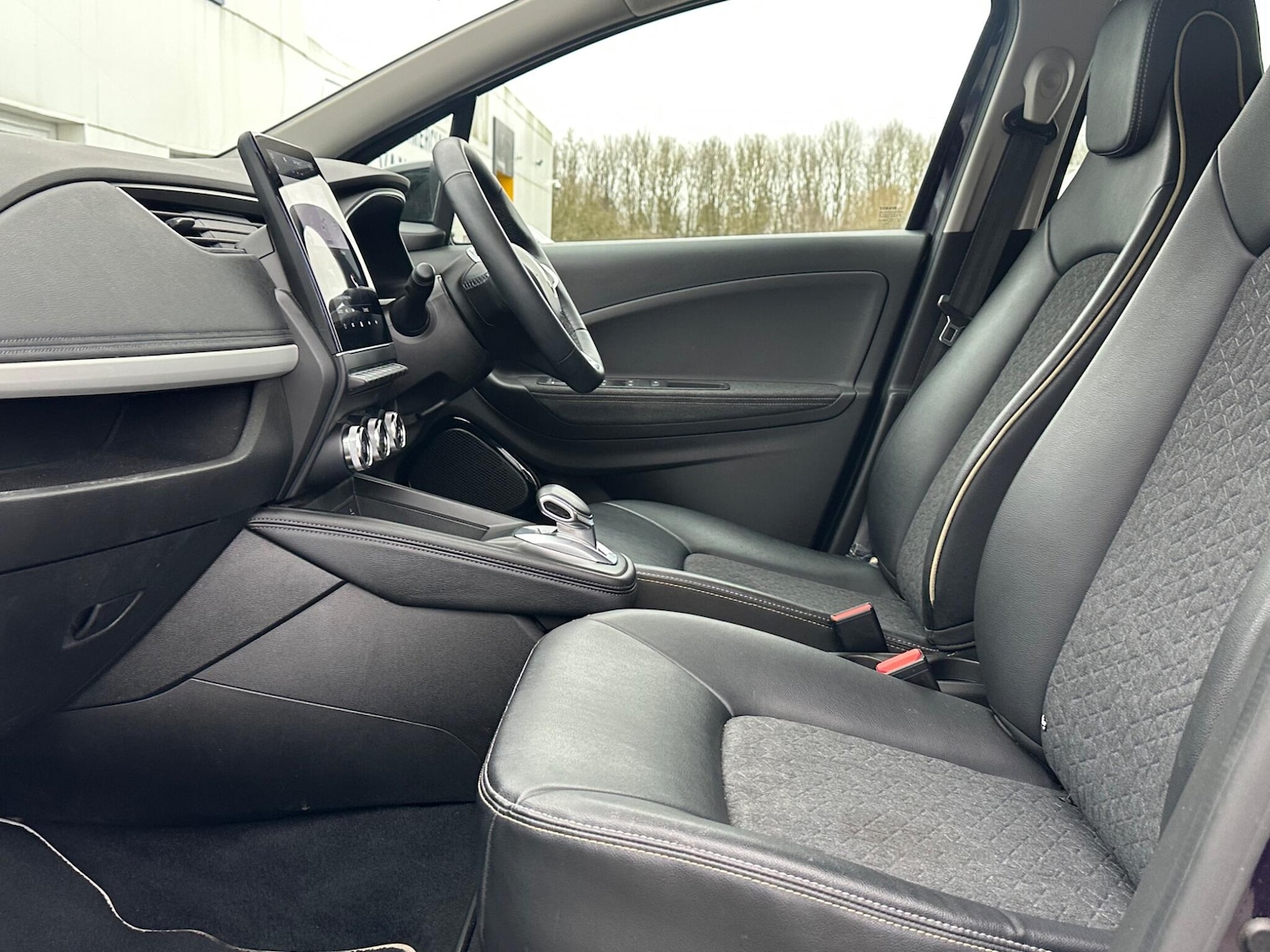 Used Renault Zoe 2023 for sale - 77626169: Photo 28