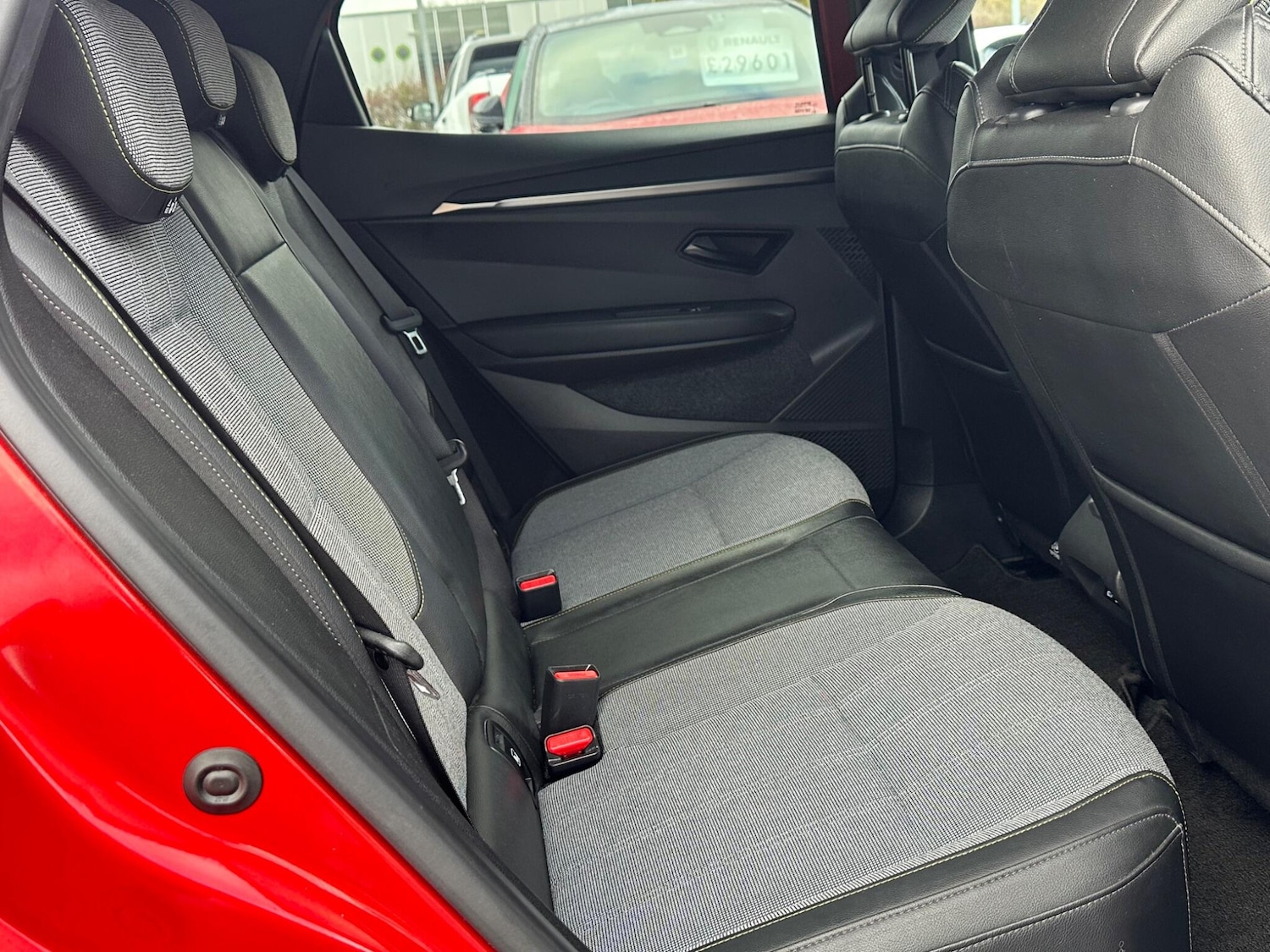 Used Renault Megane E Tech 2023 for sale - 76592699: Photo 14