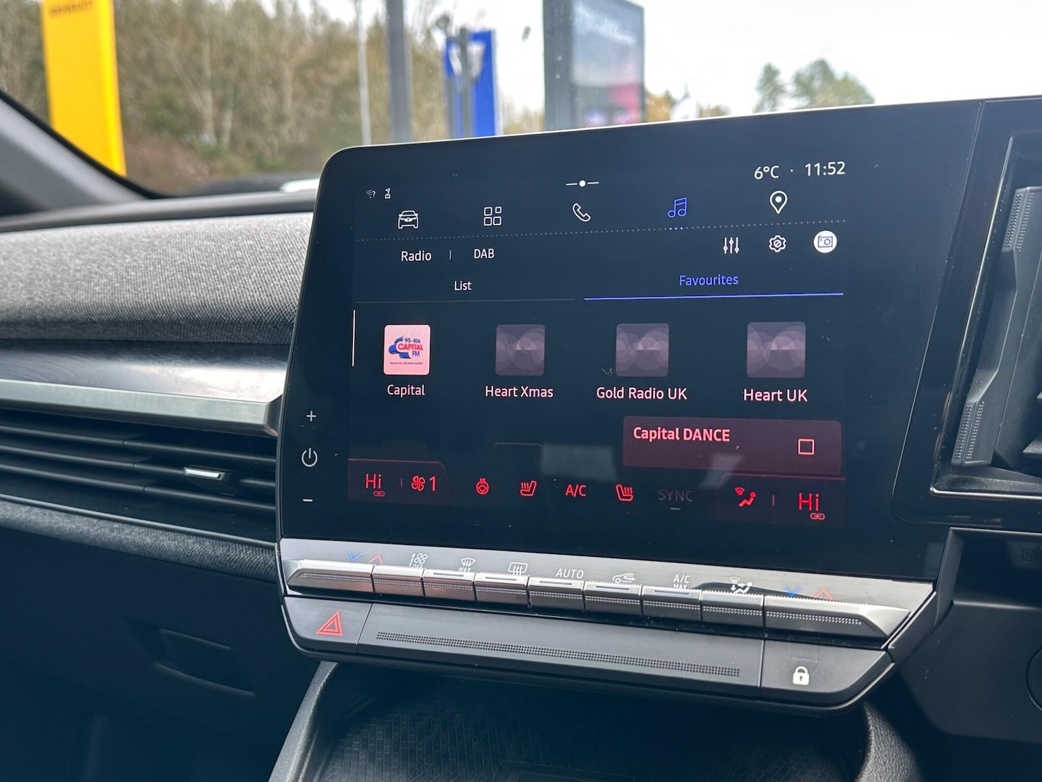 Used Renault Megane E Tech 2023 for sale - 76592699: Photo 22