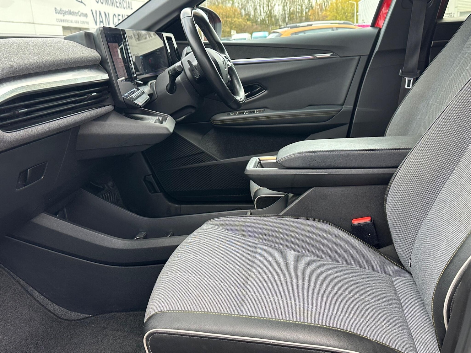 Used Renault Megane E Tech 2023 for sale - 76592699: Photo 27