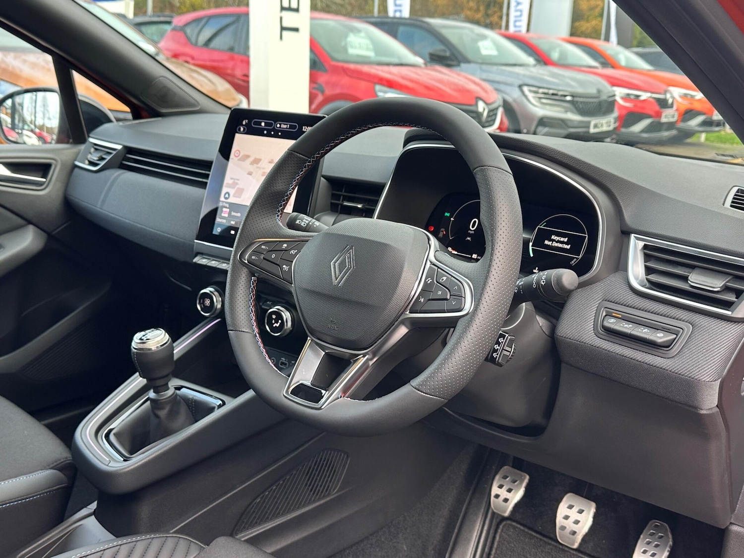 Used Renault Clio 2025 for sale - 76952691: Photo 40