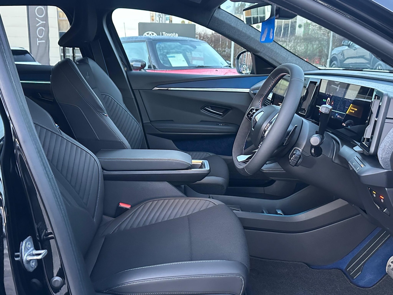 Used Renault Scenic E-Tech 2025 for sale - 76801241: Photo 11