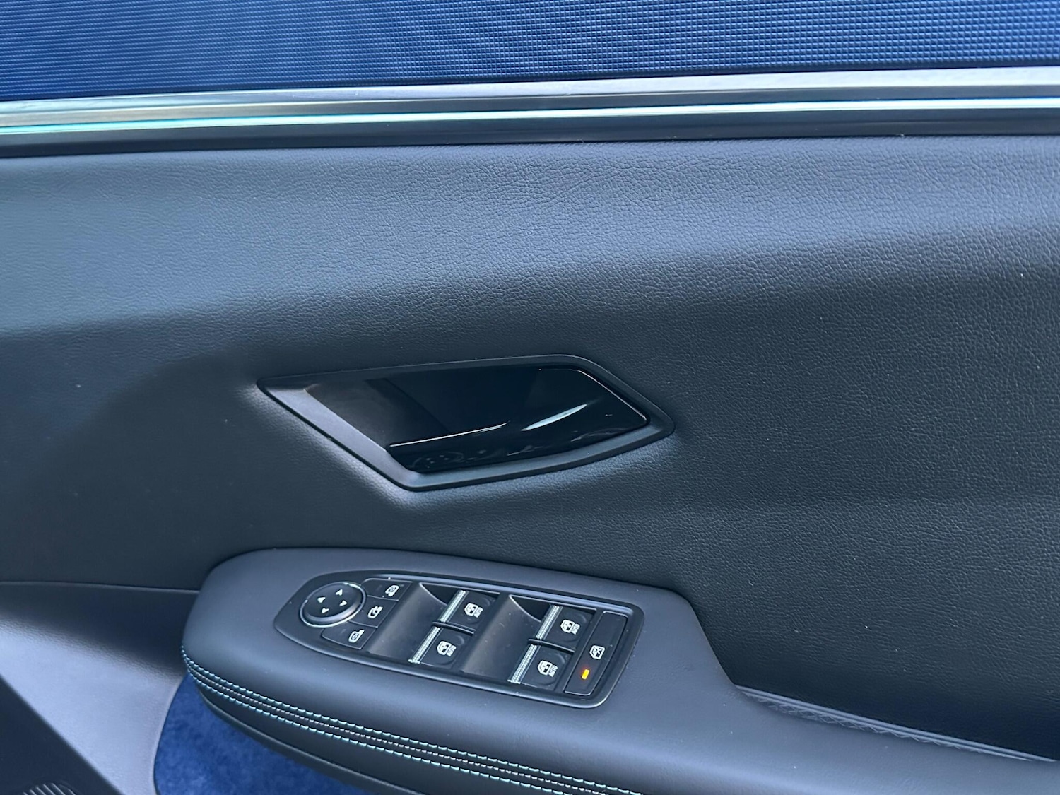 Used Renault Scenic E-Tech 2025 for sale - 76801241: Photo 41