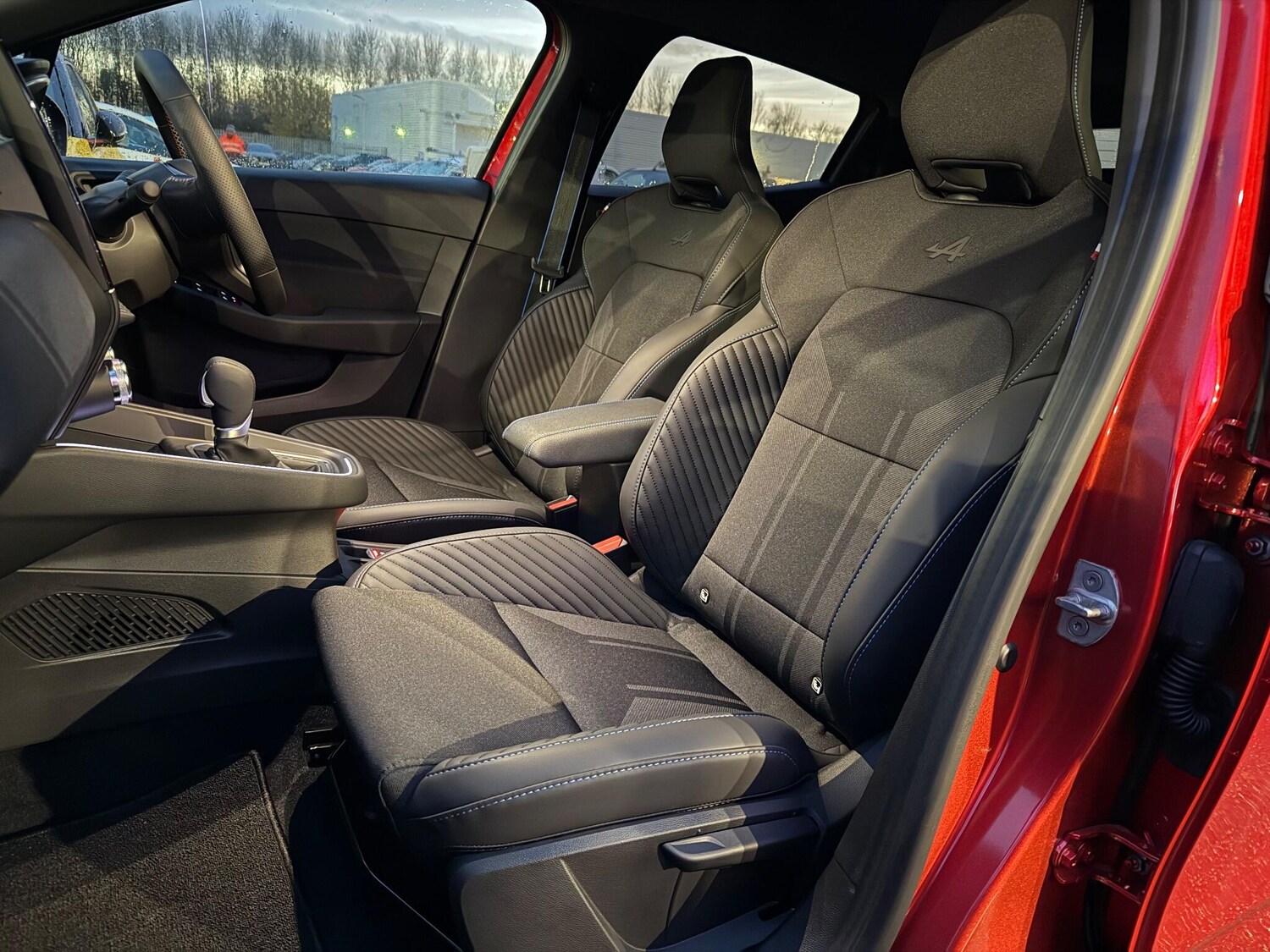 Used Renault Clio 2025 for sale - 76781401: Photo 26