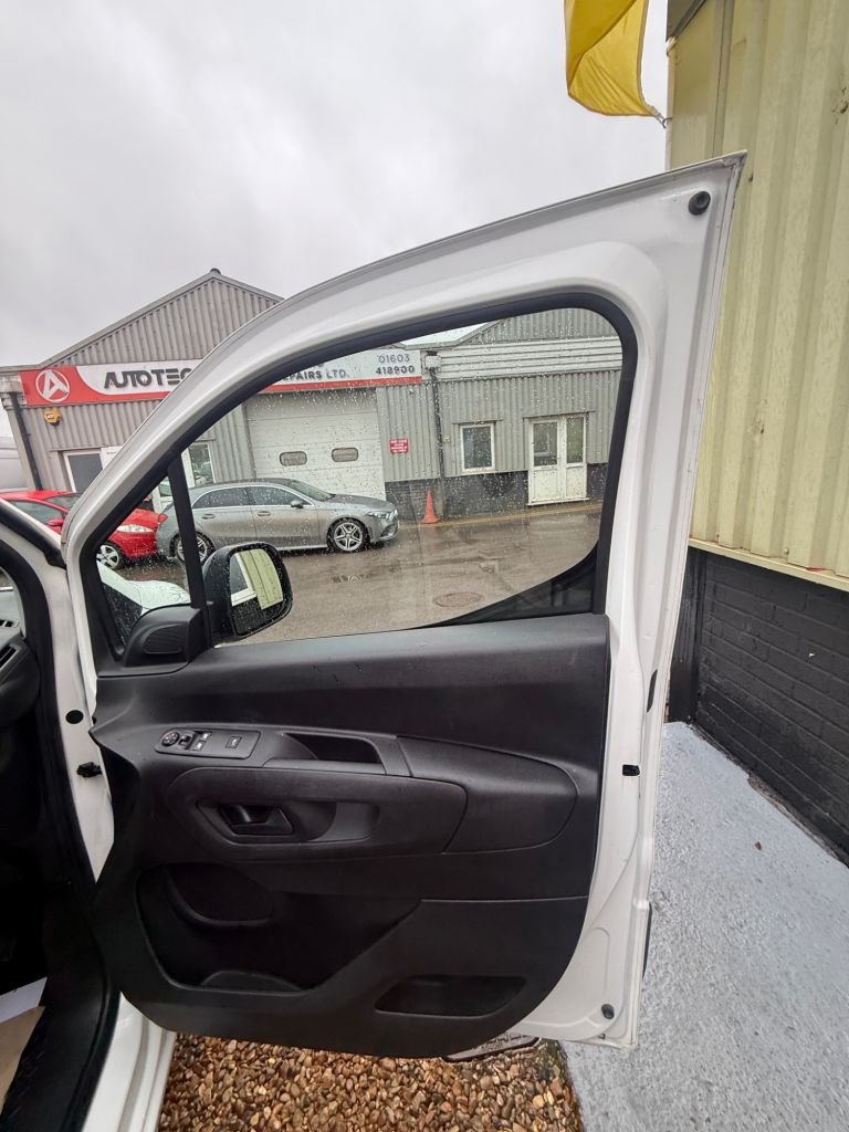 Used Vauxhall Combo 2020 for sale - 76080955: Photo 16