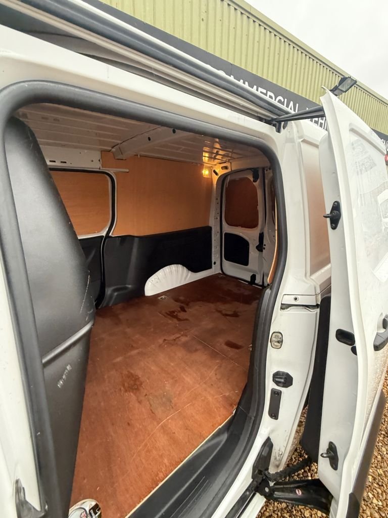Used Vauxhall Combo 2020 for sale - 76080955: Photo 23