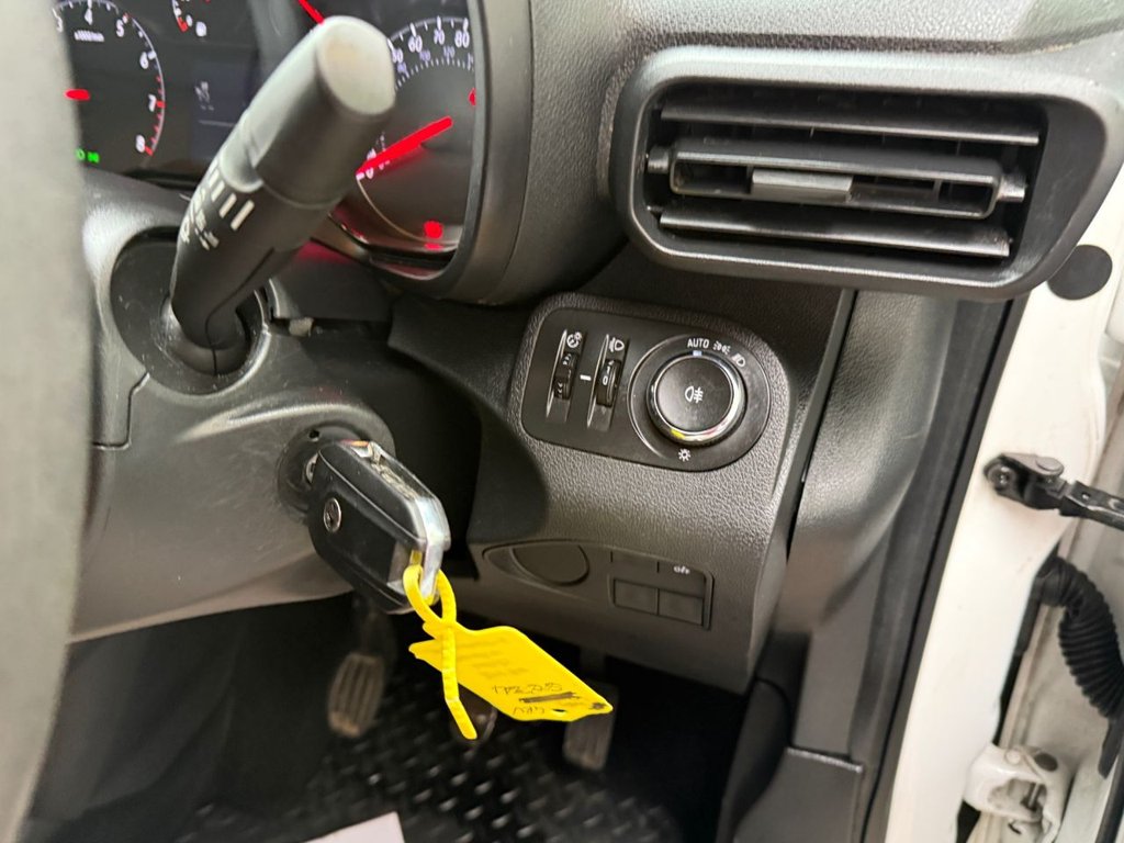 Used Vauxhall Combo 2020 for sale - 76080955: Photo 39