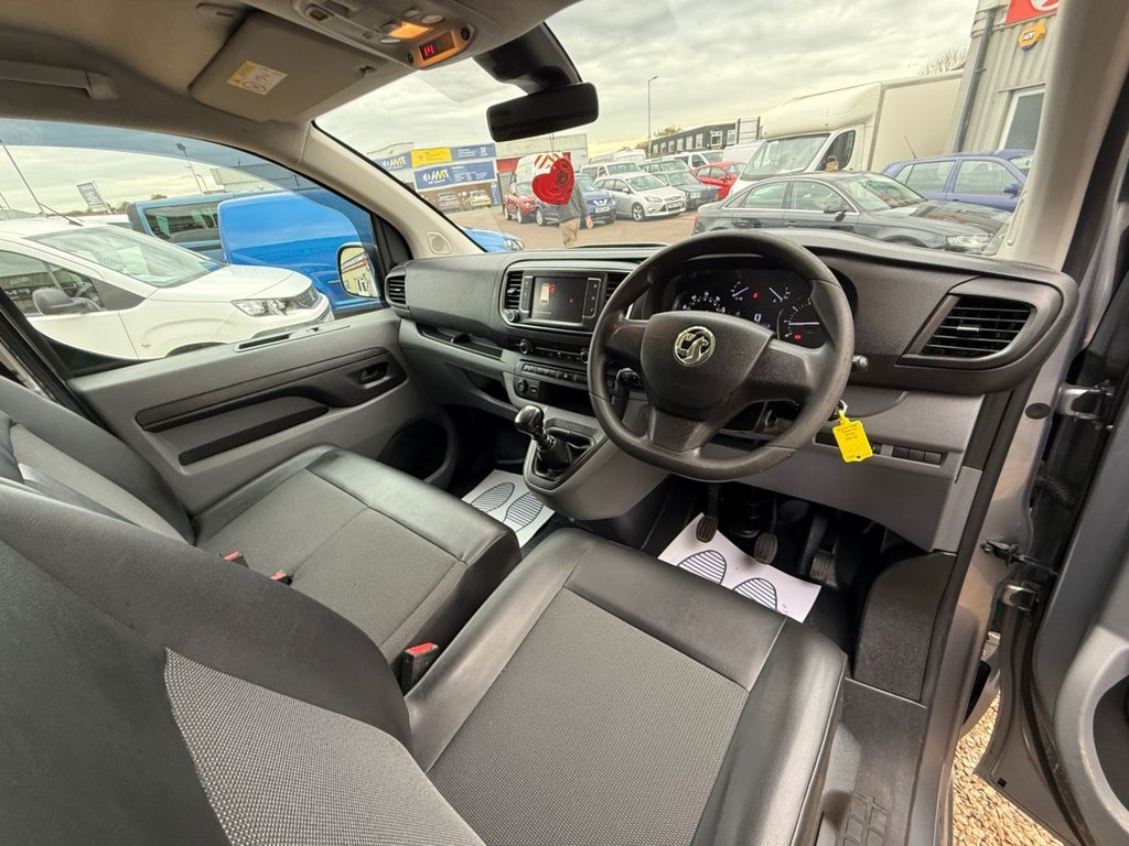 Used Vauxhall Vivaro 2019 for sale - 76509470: Photo 2