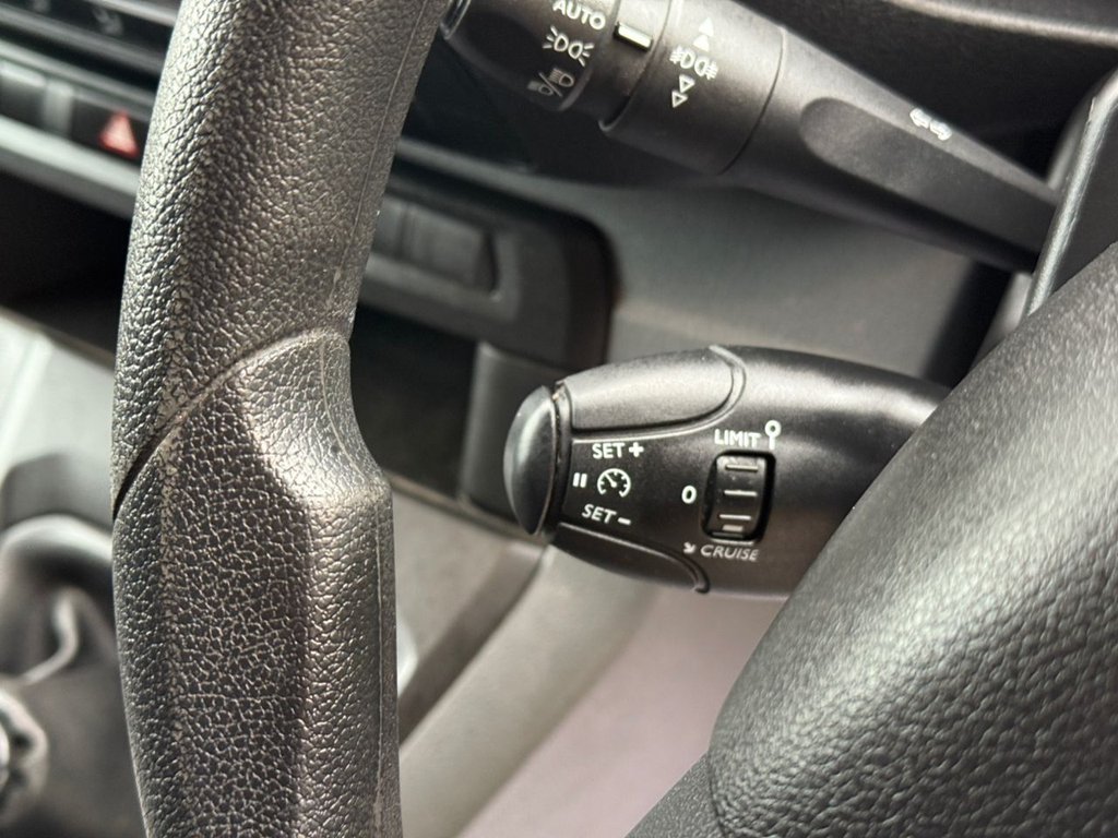 Used Vauxhall Vivaro 2019 for sale - 76509470: Photo 40