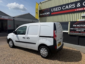 Used Renault Kangoo 2017 for sale - 79313497: Photo