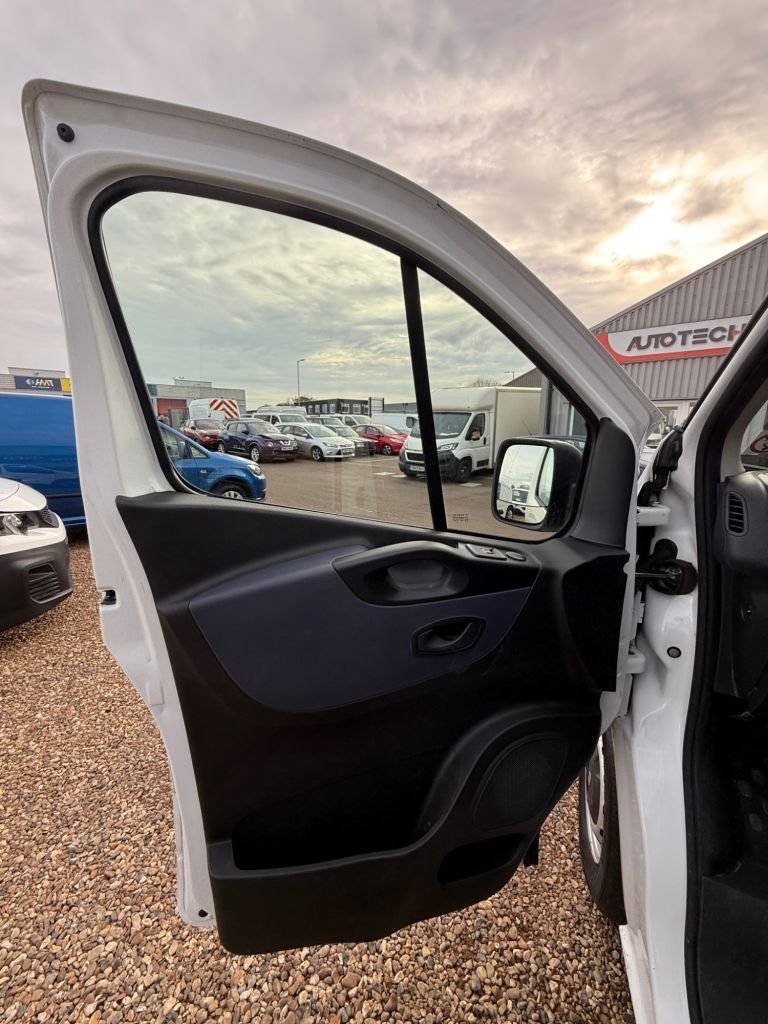 Used Vauxhall Vivaro 2019 for sale - 76430222: Photo 28