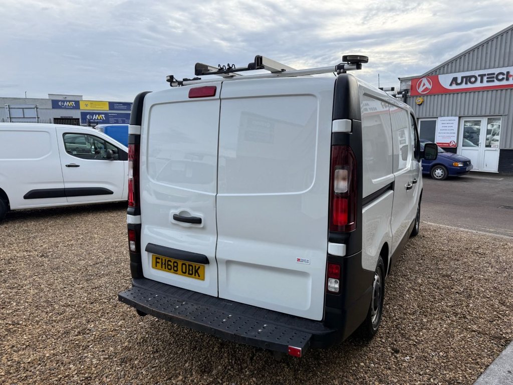 Used Vauxhall Vivaro 2019 for sale - 76430222: Photo 6