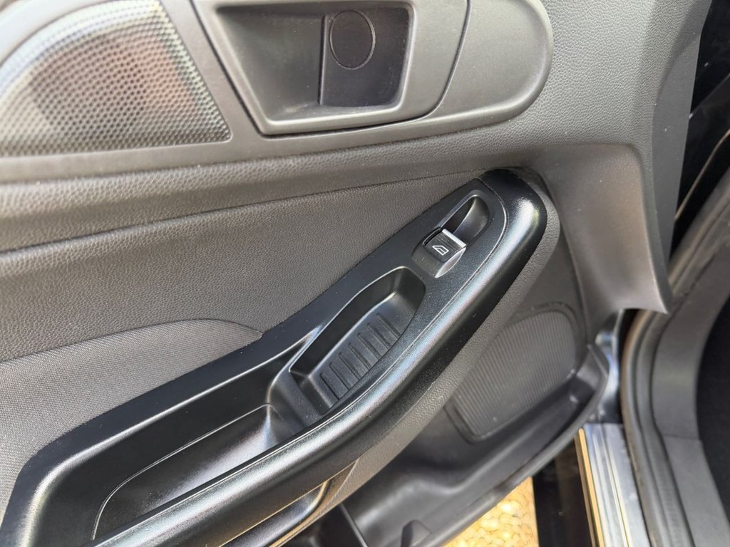 Used Ford Fiesta Van 2016 for sale - 77780567: Photo 21