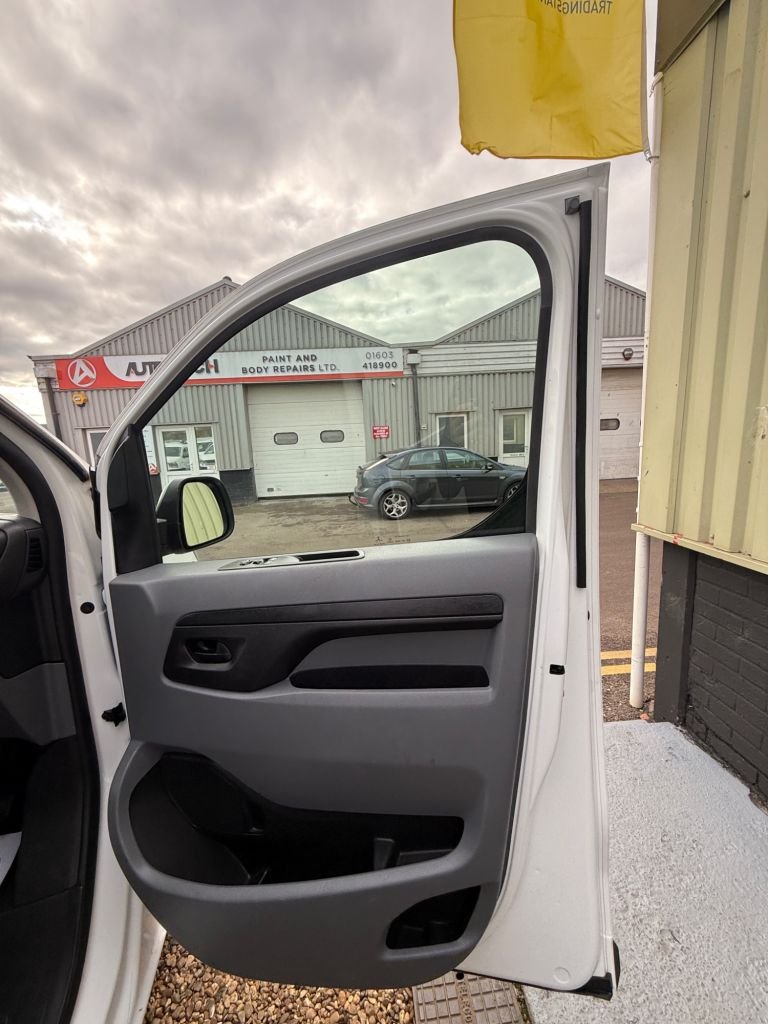 Used Vauxhall Vivaro 2021 for sale - 76323373: Photo 15