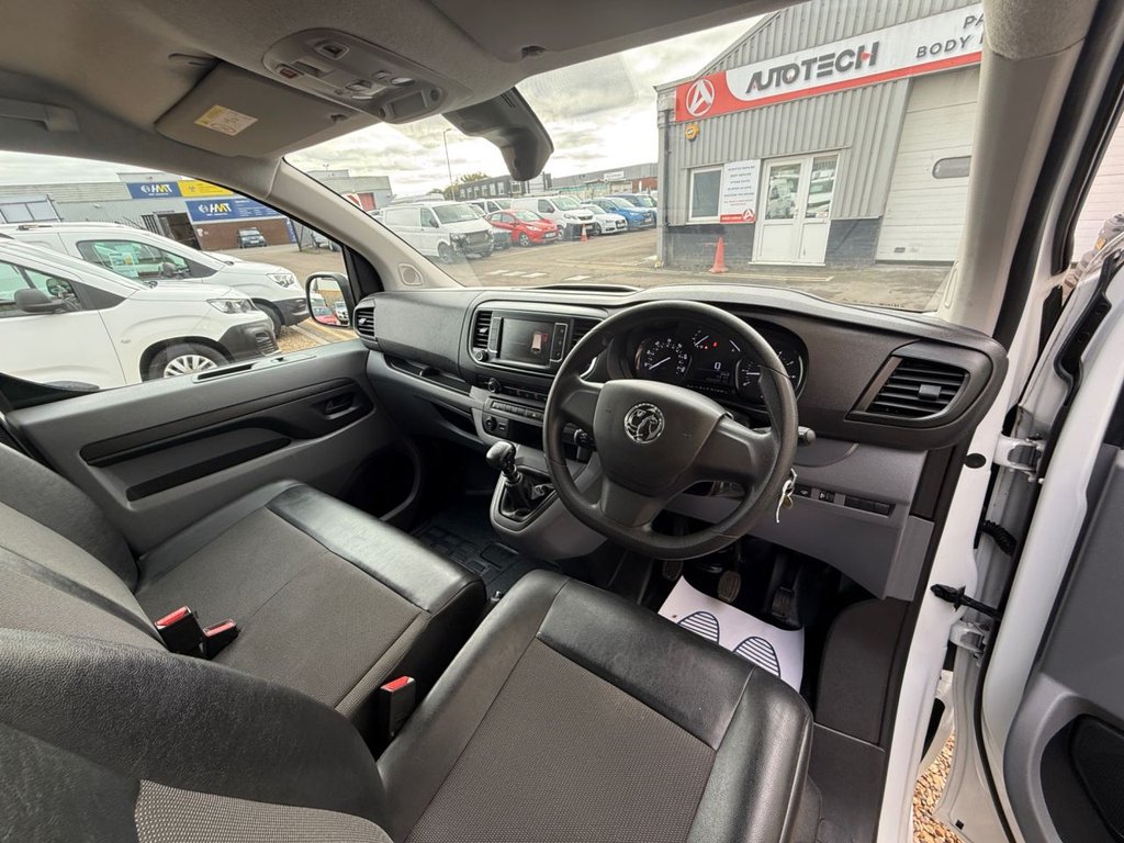 Used Vauxhall Vivaro 2021 for sale - 76323373: Photo 2