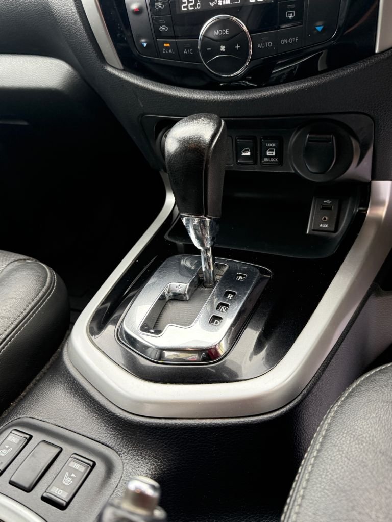 Used Nissan Navara 2018 for sale - 76470588: Photo 28