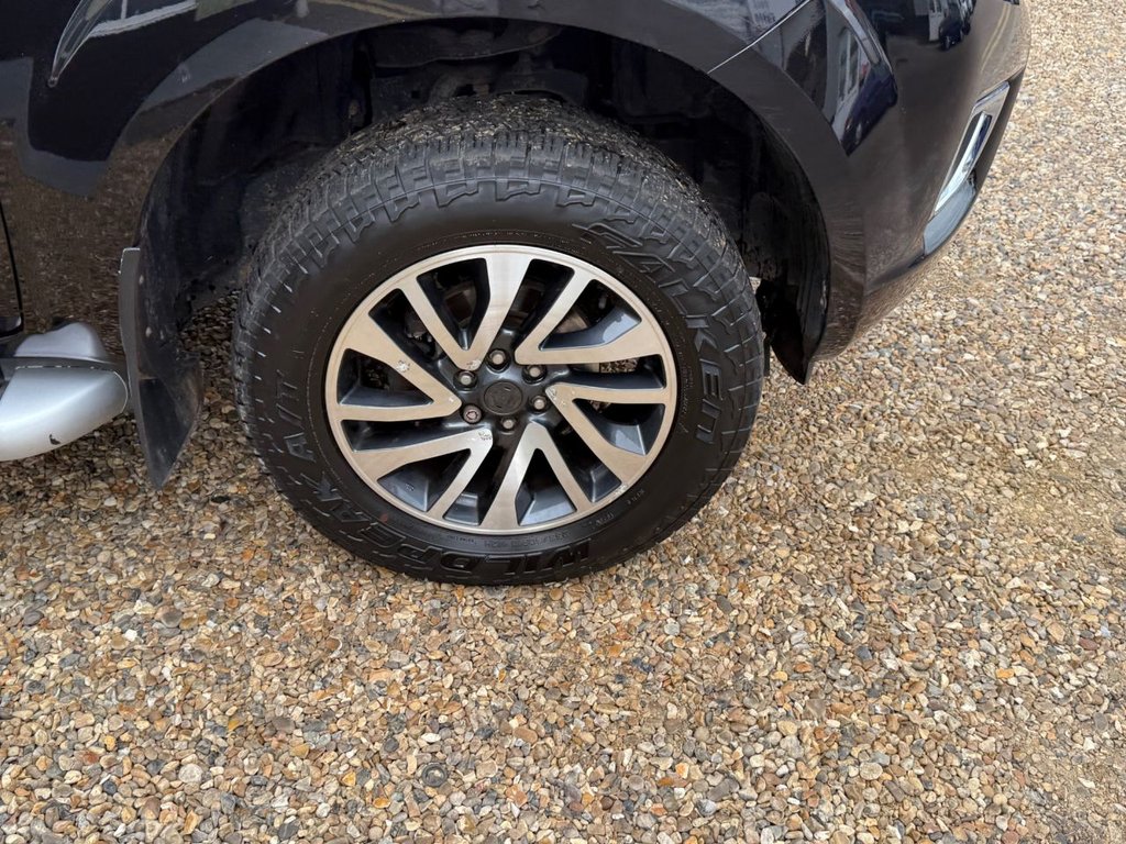 Used Nissan Navara 2018 for sale - 76470588: Photo 43
