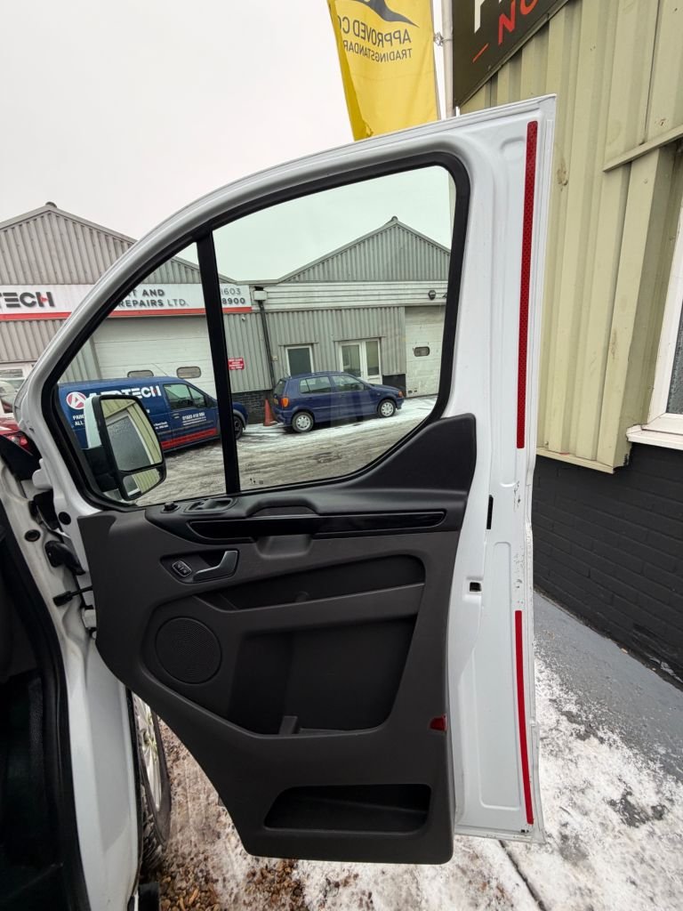 Used Ford Transit Custom 2022 for sale - 77122317: Photo 13