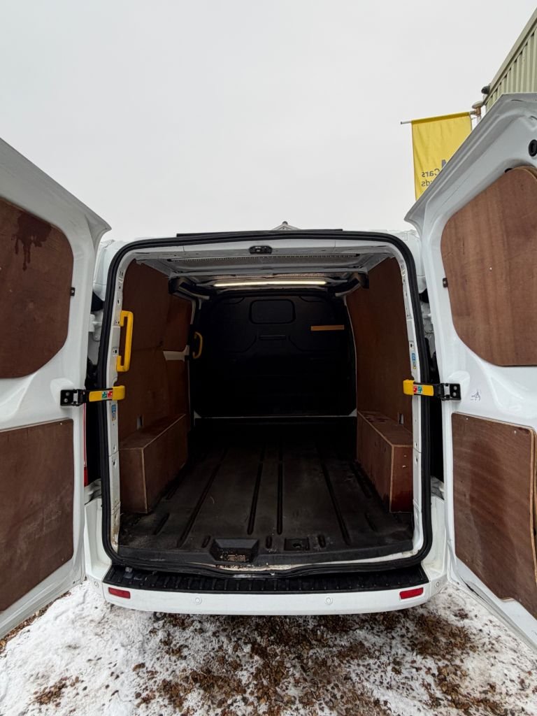 Used Ford Transit Custom 2022 for sale - 77122317: Photo 15