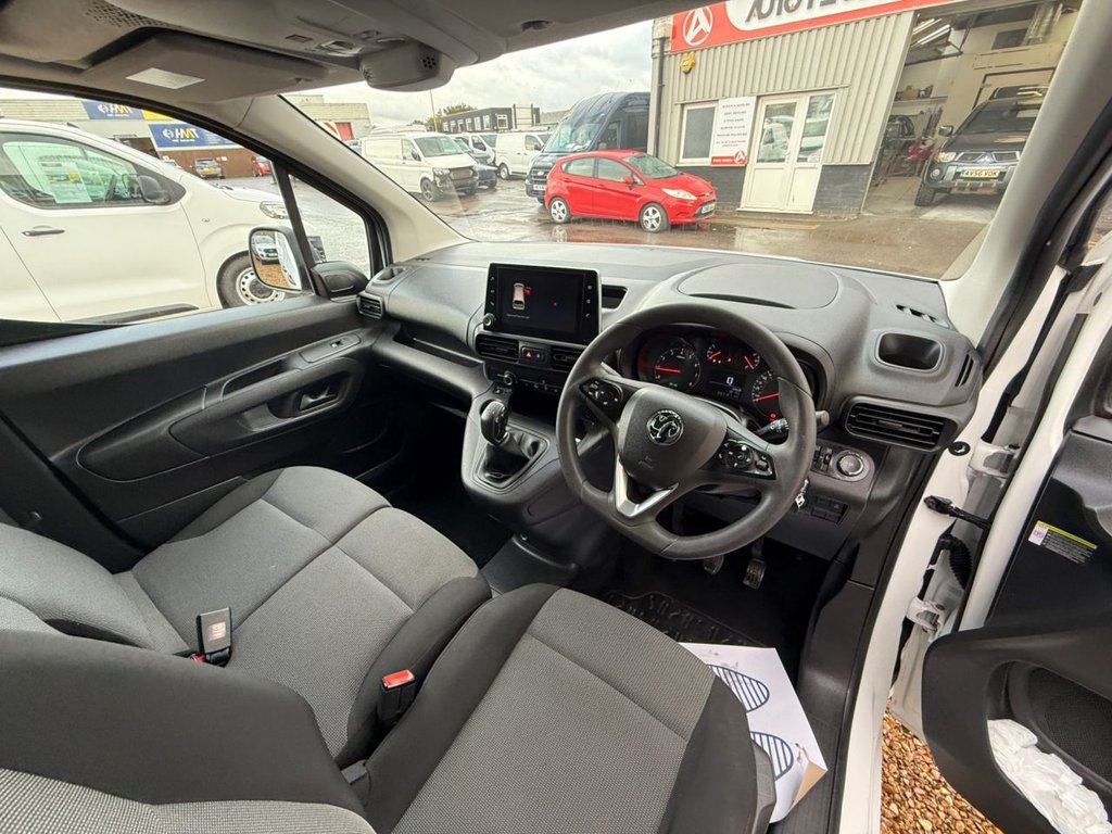 Used Vauxhall Combo 2019 for sale - 76323471: Photo 2