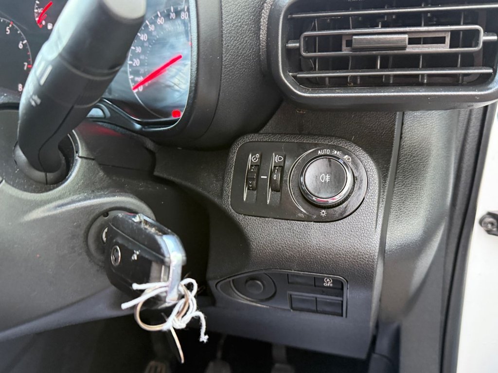 Used Vauxhall Combo 2019 for sale - 76323471: Photo 41