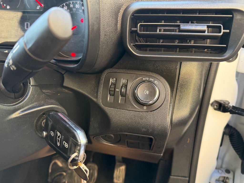 Used Vauxhall Combo 2020 for sale - 76784117: Photo 28