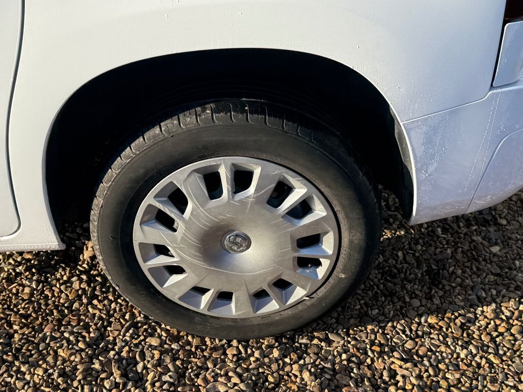 Used Vauxhall Combo 2020 for sale - 76784117: Photo 41