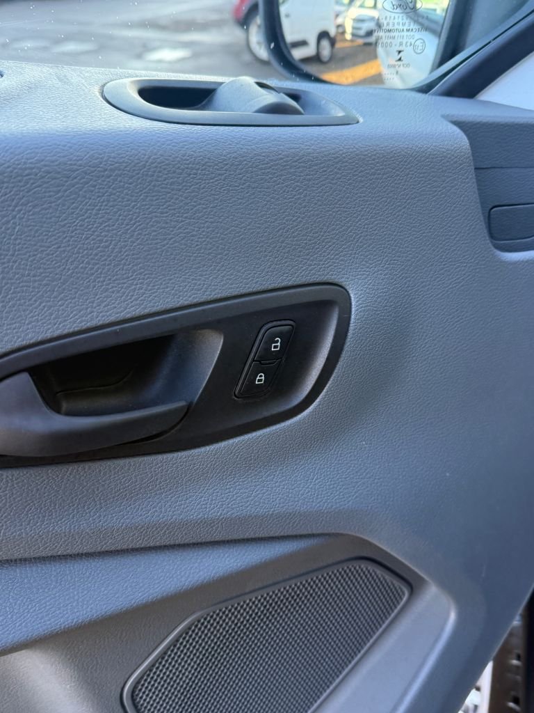 Used Ford Transit 2018 for sale - 76923797: Photo 26