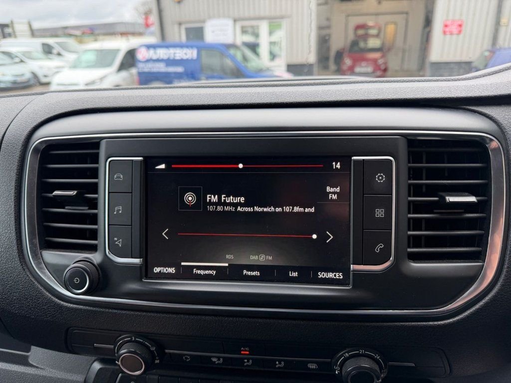 Used Vauxhall Vivaro 2019 for sale - 77953276: Photo 36