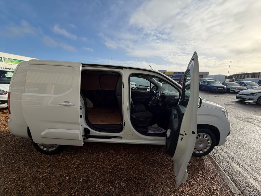 Used Vauxhall Combo 2023 for sale - 77437250: Photo 16