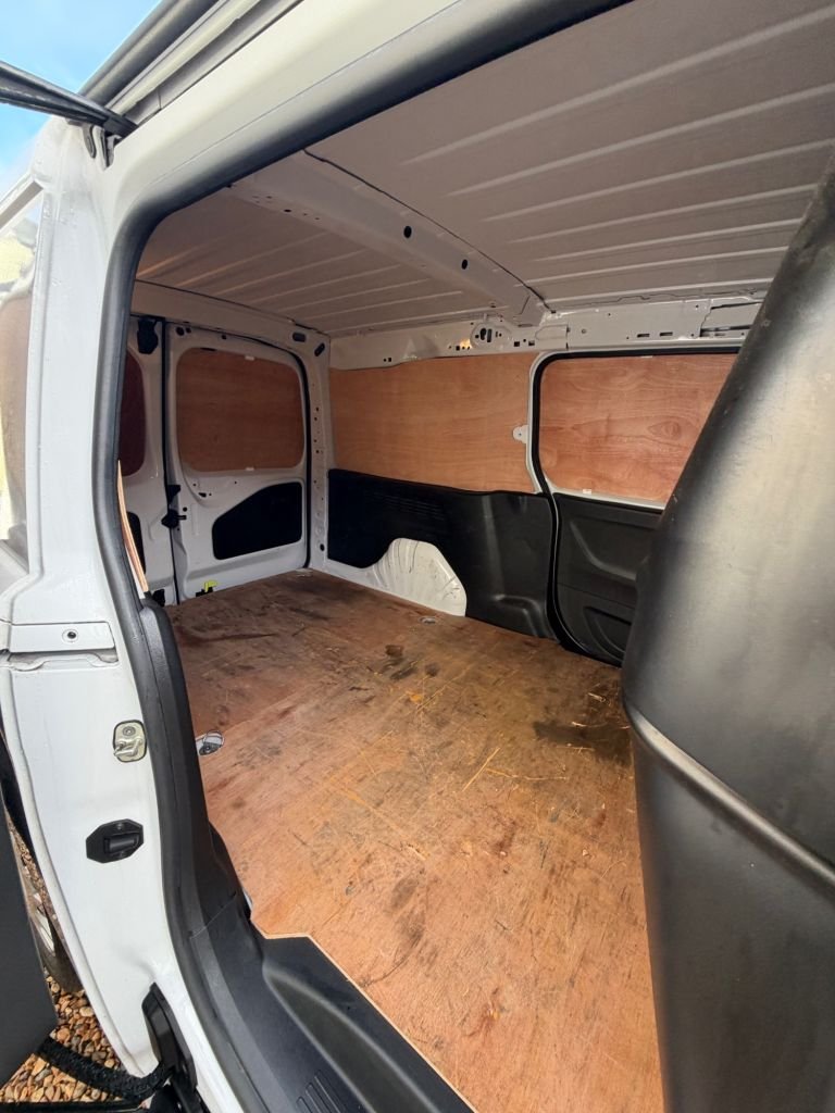 Used Vauxhall Combo 2023 for sale - 77437250: Photo 17