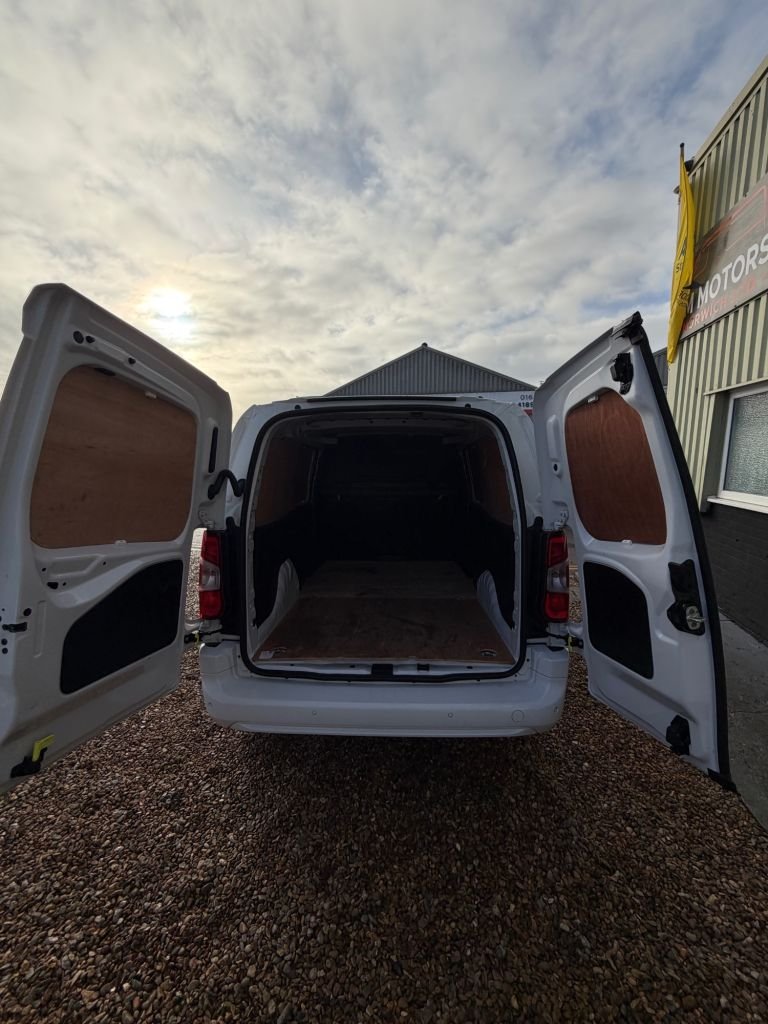 Used Vauxhall Combo 2023 for sale - 77437250: Photo 20