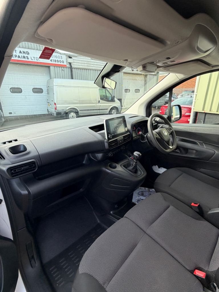 Used Vauxhall Combo 2023 for sale - 77437250: Photo 28