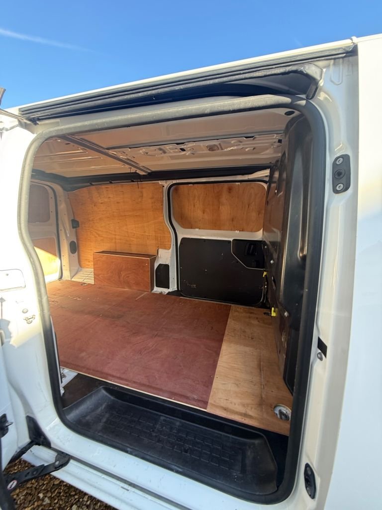 Used Vauxhall Vivaro 2020 for sale - 76642475: Photo 15