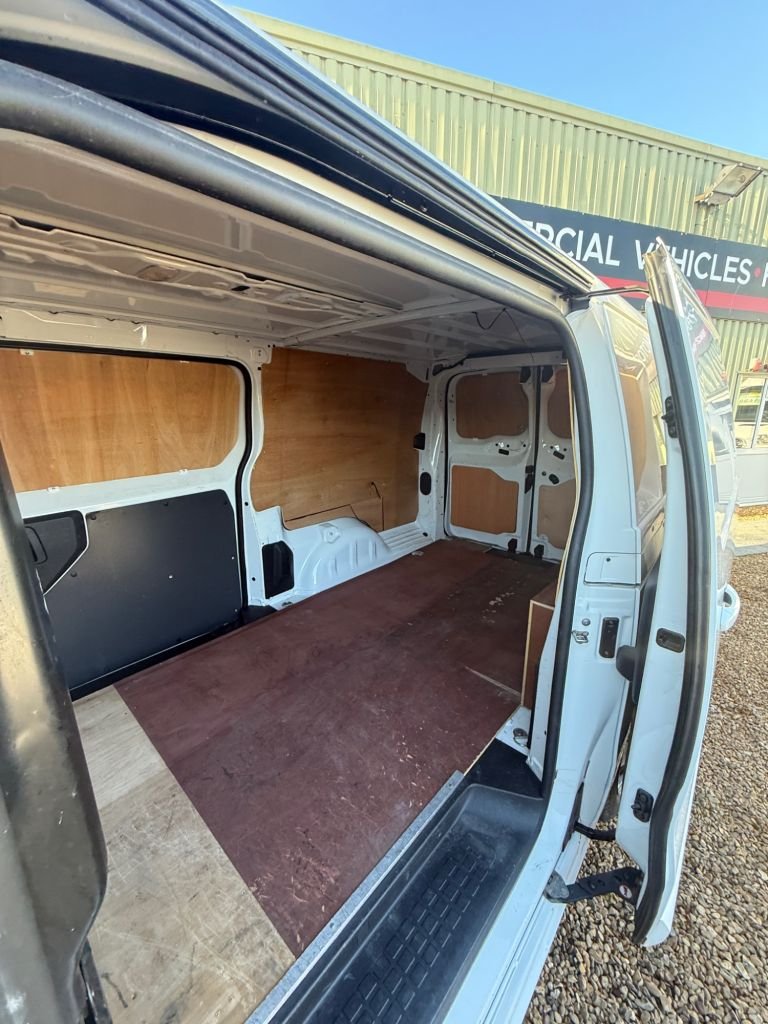 Used Vauxhall Vivaro 2020 for sale - 76642475: Photo 21