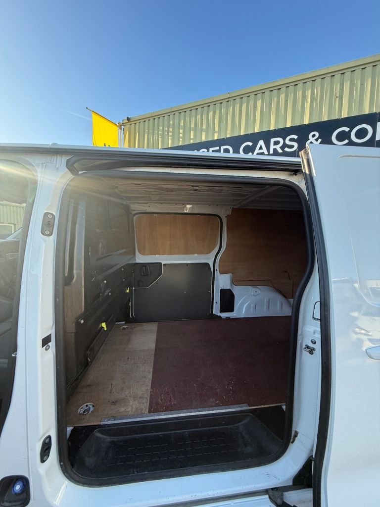 Used Vauxhall Vivaro 2020 for sale - 76642475: Photo 22