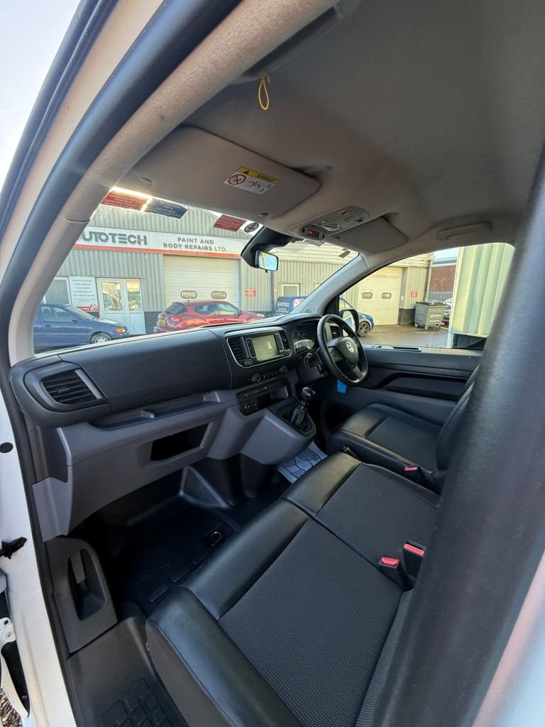 Used Vauxhall Vivaro 2020 for sale - 76642475: Photo 26