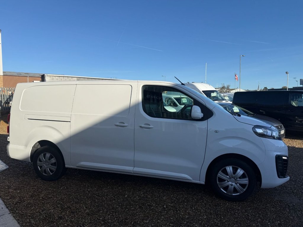 Used Vauxhall Vivaro 2020 for sale - 76642475: Photo 6