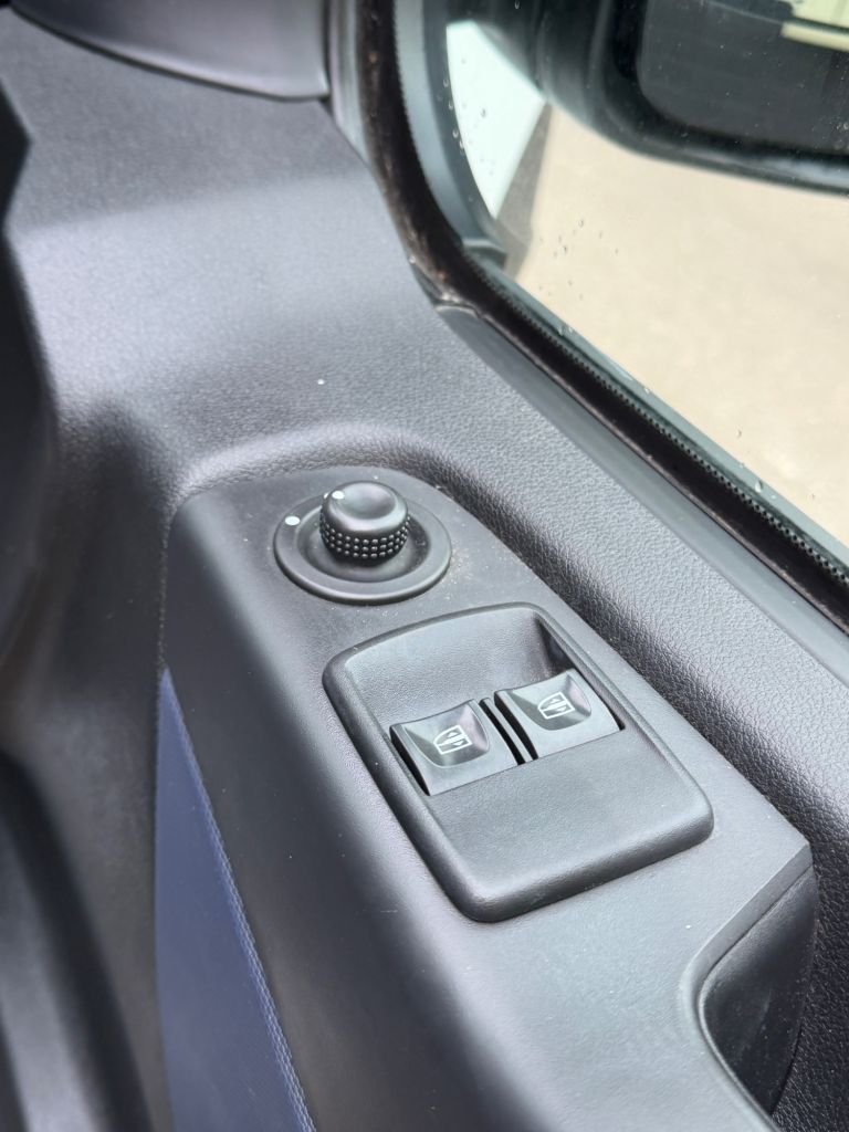 Used Vauxhall Vivaro 2017 for sale - 77464145: Photo 19