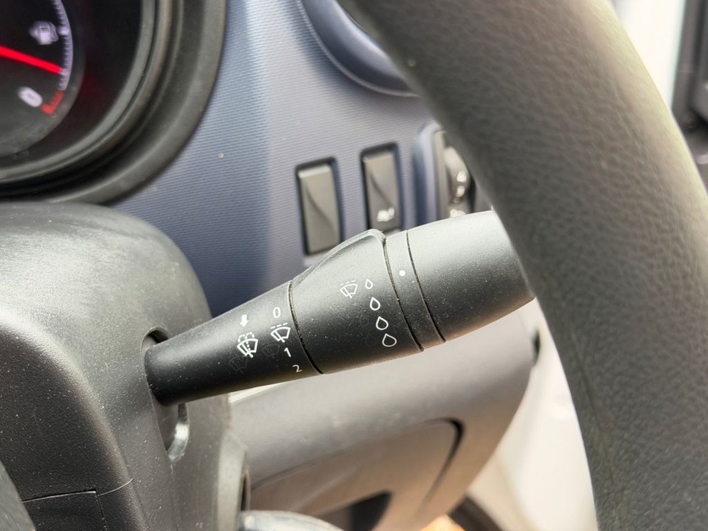 Used Vauxhall Vivaro 2017 for sale - 77464145: Photo 34