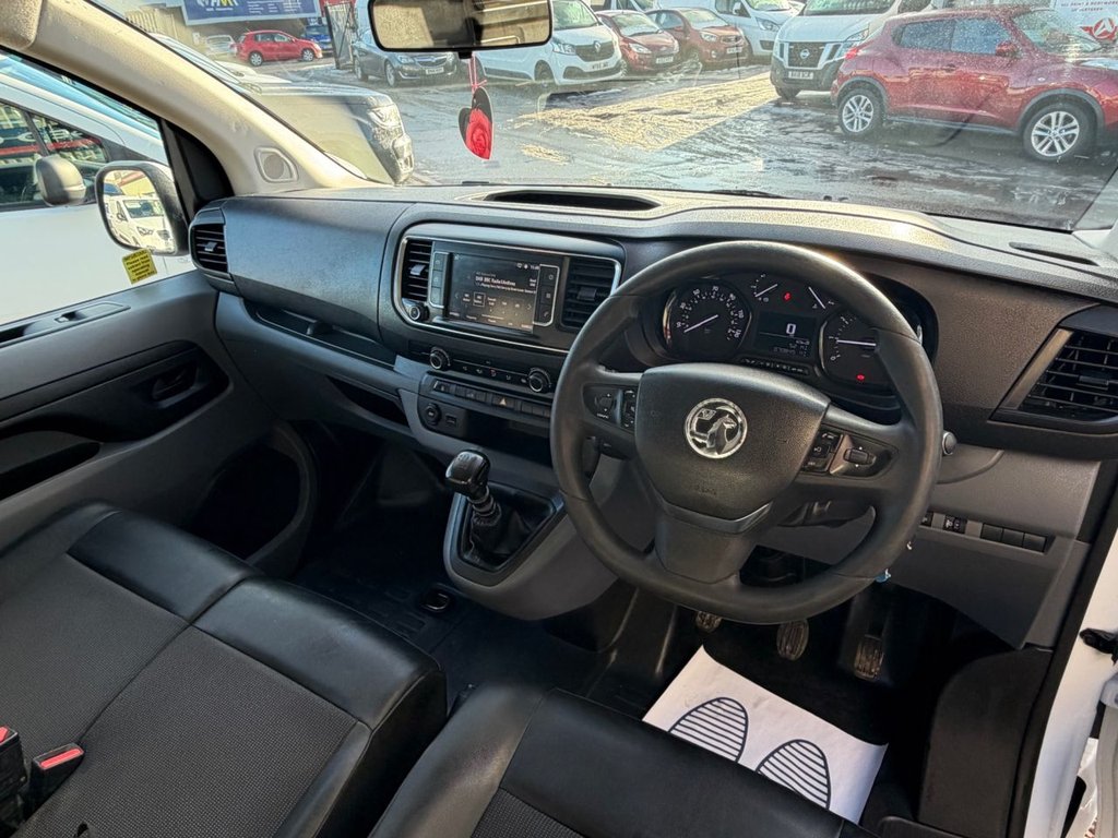 Used Vauxhall Vivaro 2020 for sale - 77122241: Photo 2