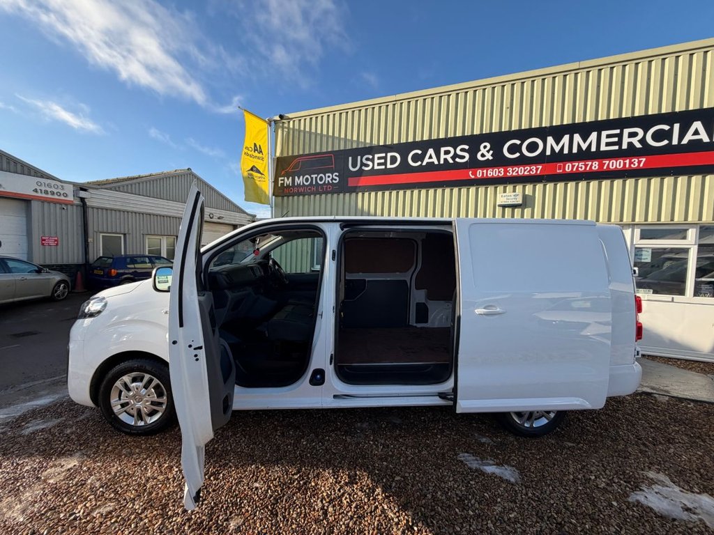Used Vauxhall Vivaro 2020 for sale - 77122241: Photo 21