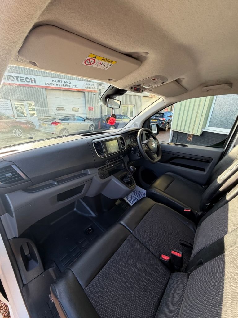 Used Vauxhall Vivaro 2020 for sale - 77122241: Photo 24