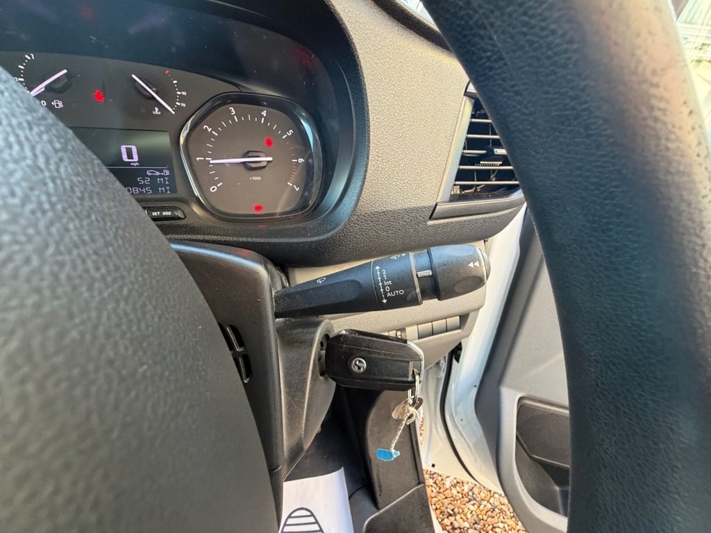 Used Vauxhall Vivaro 2020 for sale - 77122241: Photo 33