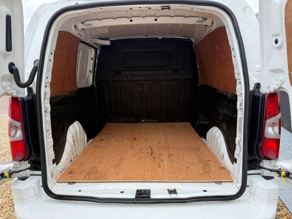 Used Vauxhall Combo 2020 for sale - 75397061: Photo 16